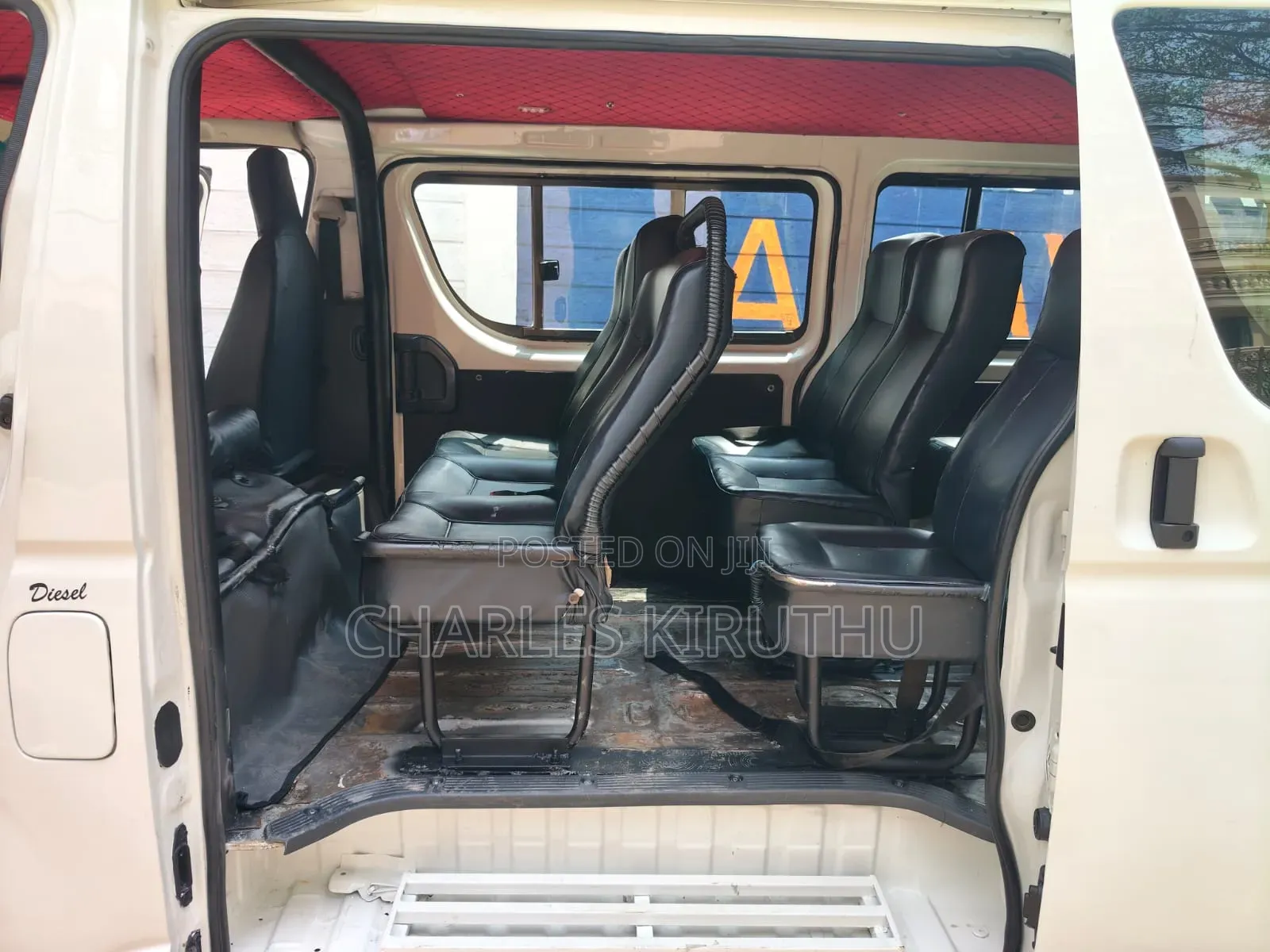 Toyota HiAce 2014 White