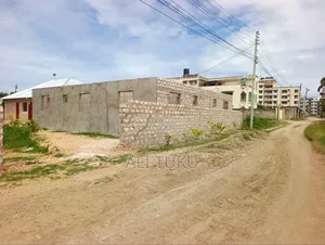 9bdrm House in Green House Estate, Utange for sale