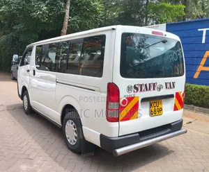 Toyota HiAce 2012 White