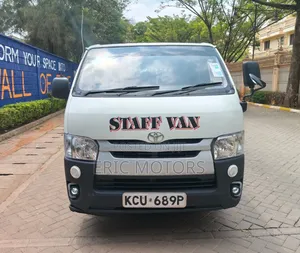Toyota HiAce 2012 White