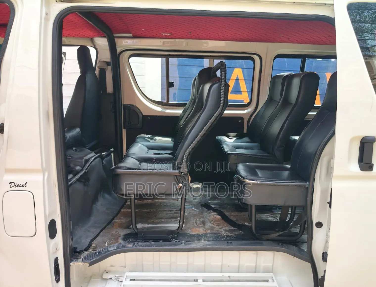 Toyota HiAce 2012 White