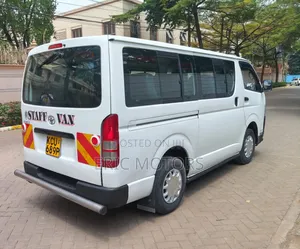 Toyota HiAce 2012 White