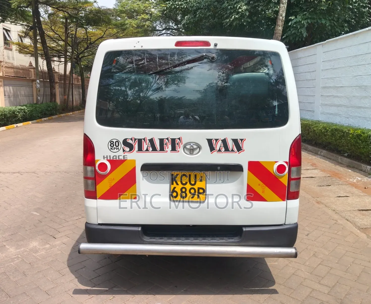 Toyota HiAce 2012 White