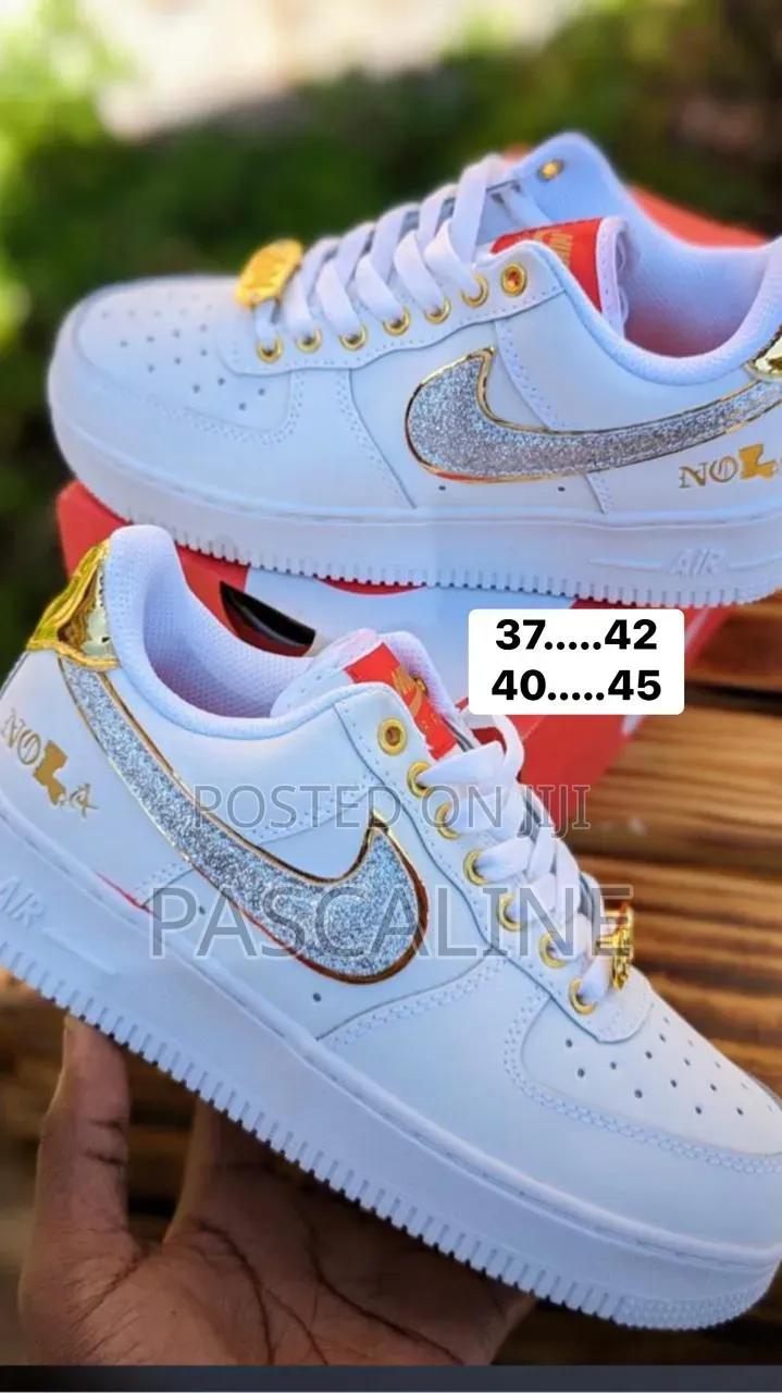 Shoes Selling