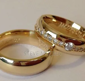 Gold Wedding Rings.