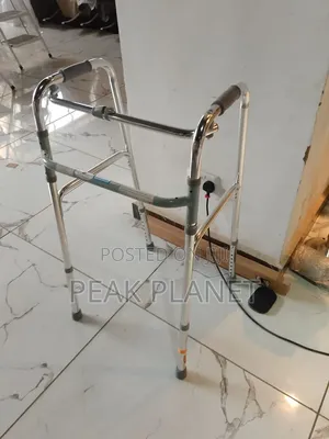 Easy Assembly Foldable Walker With Rubber Tips