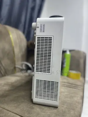 Hitachi Projector