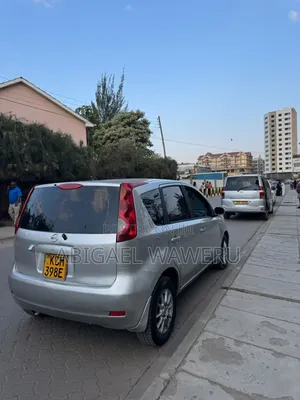 Nissan Note 2010 Silver