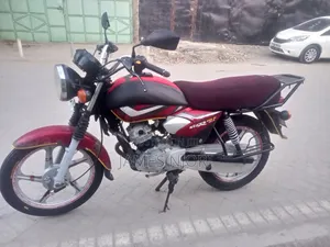 TVS HLX 125 2023 Red