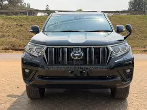 Toyota Land Cruiser Prado 2021