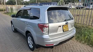 Subaru Forester 2011 Silver