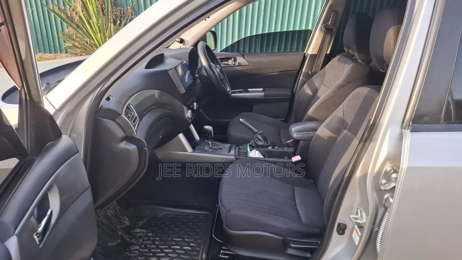 Subaru Forester 2011 Silver