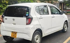Toyota Pixis 2019 White