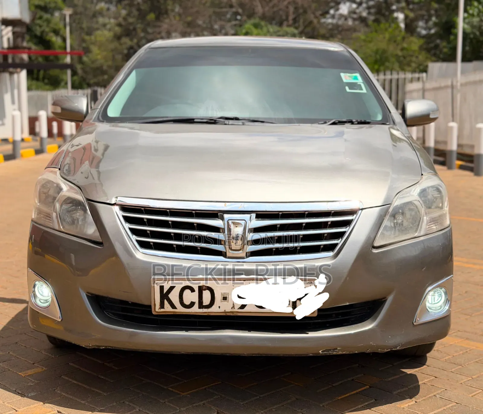 Toyota Premio 2010 Gray