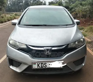 Honda Fit 2017 Silver