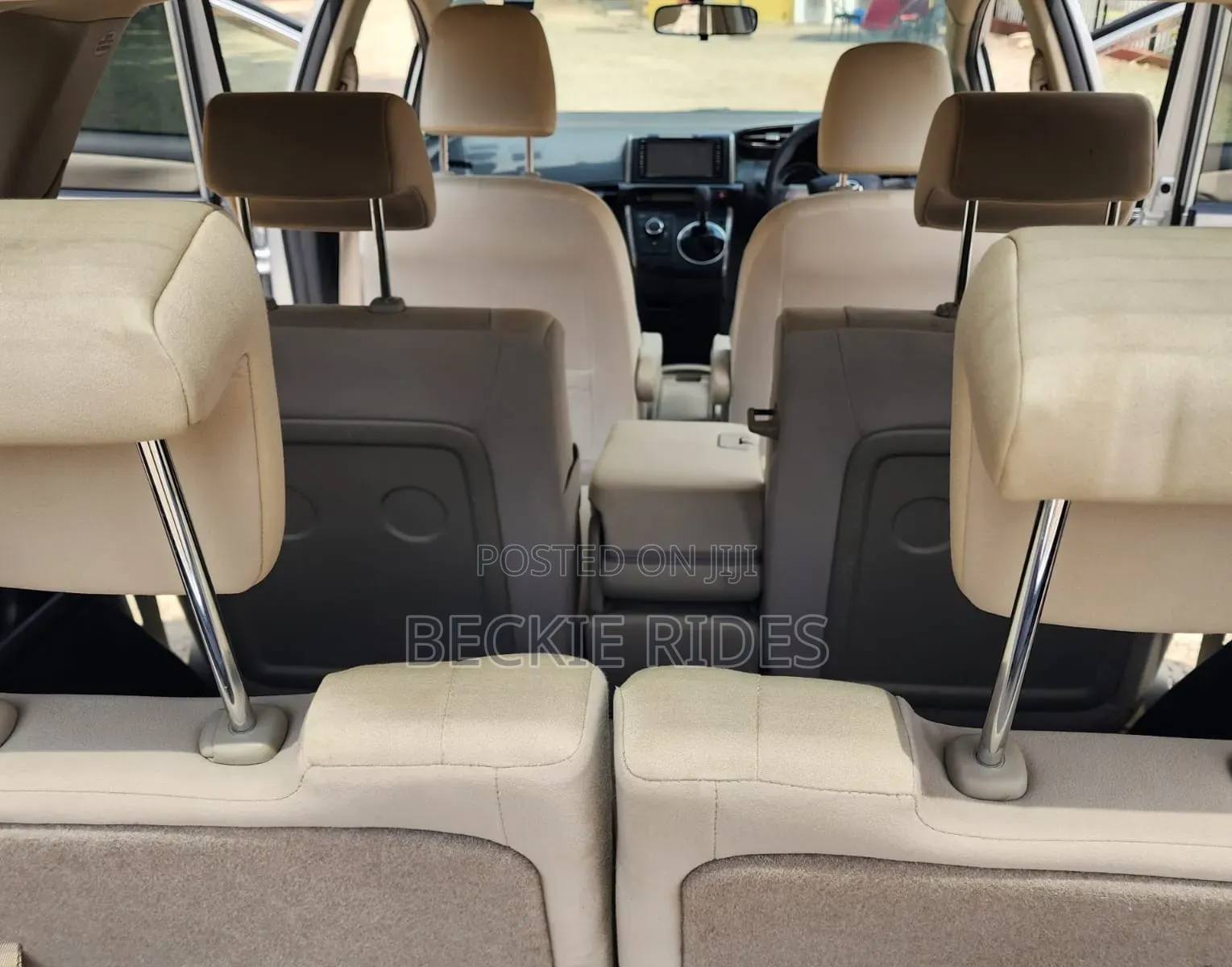 Toyota Wish 2010 Silver