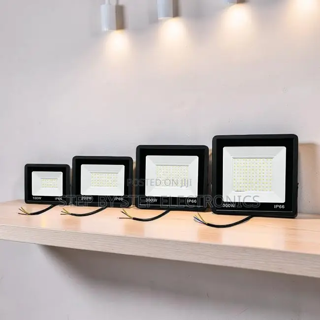 High-Efficiency 200W,100W,50W,30W AC Electric LED Flood Light