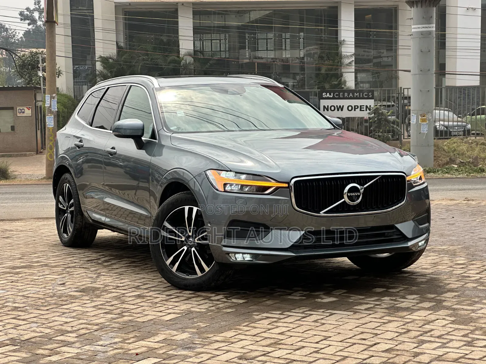 Volvo XC60 2018 Gray