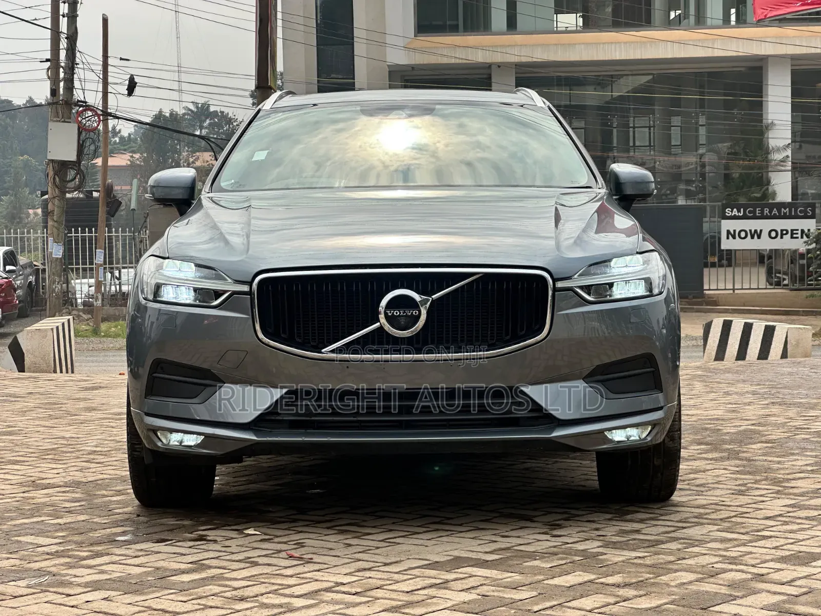 Volvo XC60 2018 Gray