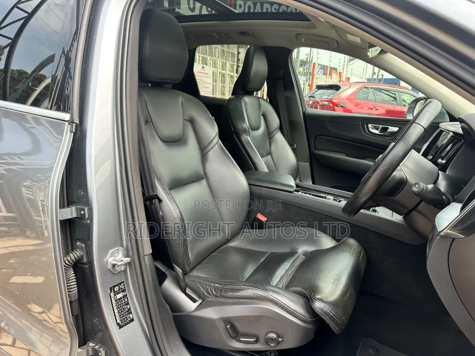 Volvo XC60 2018 Gray