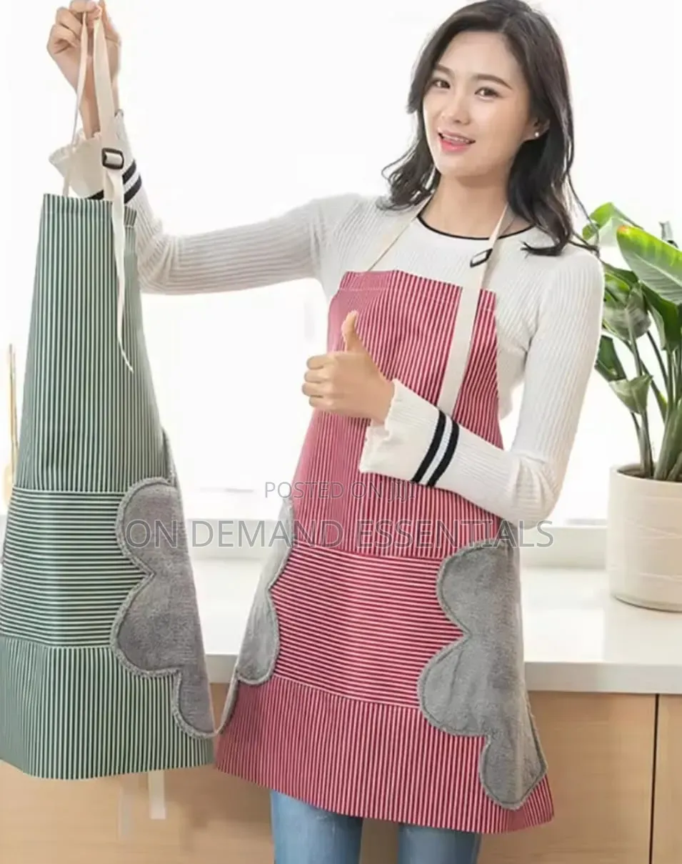 Kitchen Apron With Hand Wipe Pockets