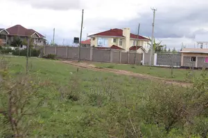 Prime Plots in Kimalat