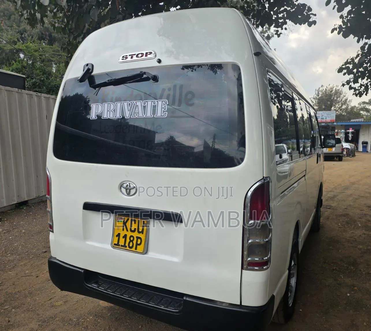 Toyota HiAce 2014 White