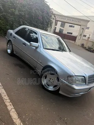 Mercedes-Benz C200 2000 Silver