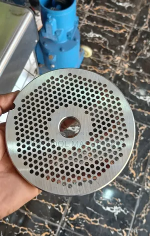 Steel M8 Meat Mincer Plate 4.5mm