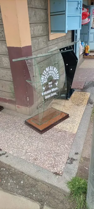 Pulpits/Podiums Stands
