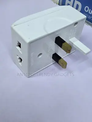 13A Universal Multi Plug Adapter UK EU US Travel Socket