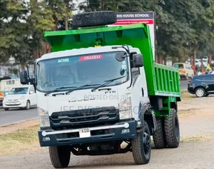 Isuzu FTR Tippa 2021 Local