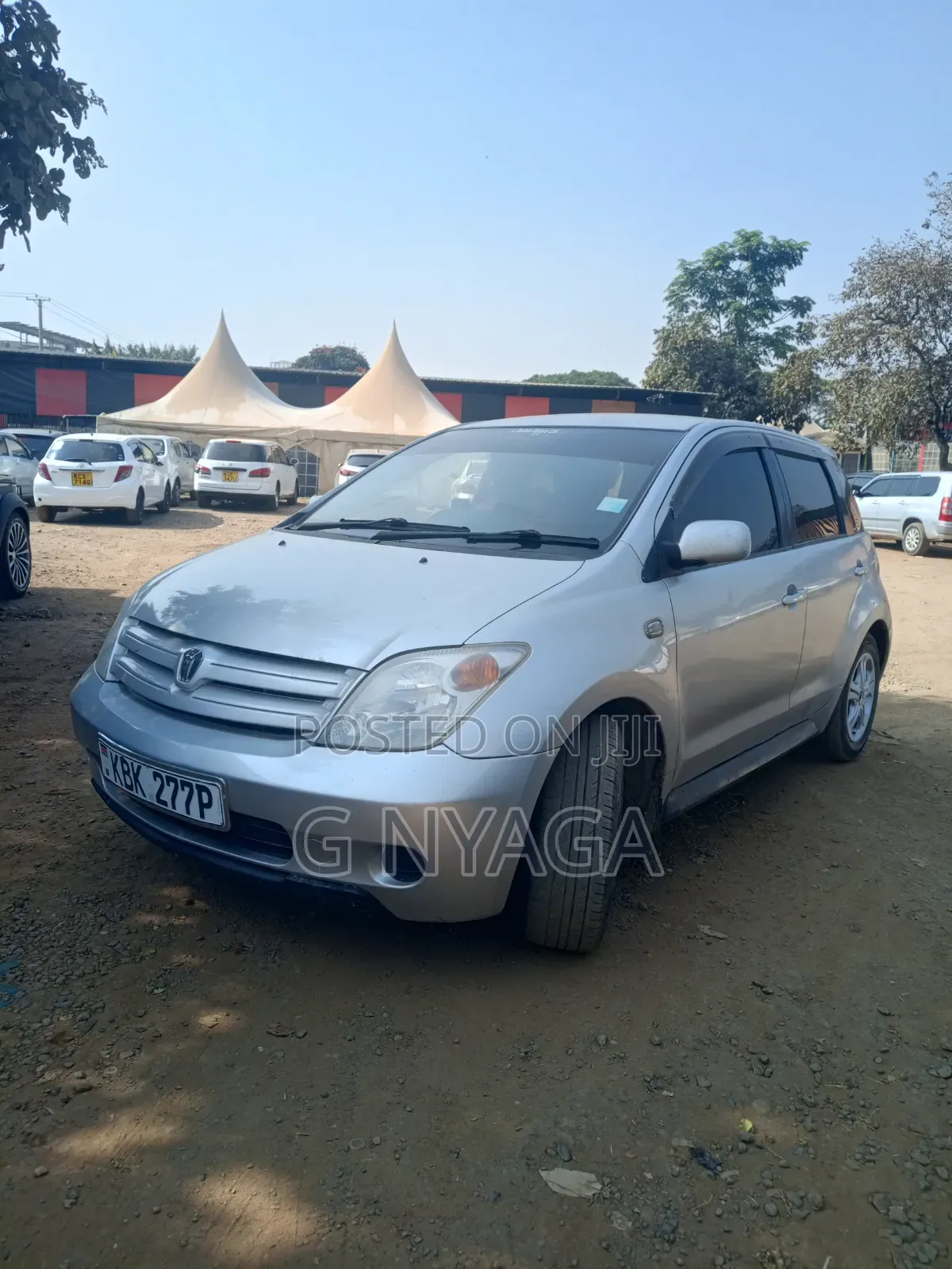 Toyota IST 2004 Silver