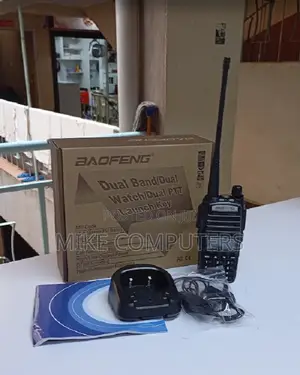 Uv-82 Walkie Talkie With Quality Earphones Dual Band