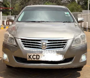 Toyota Premio 2010 Silver