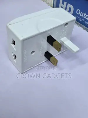 13A Universal Travel Plug Adapter UK Socket Converter 250V