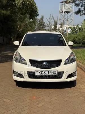 Subaru Legacy 2011 White