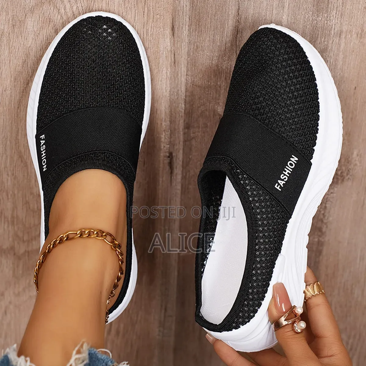 Open Wedge Breathable