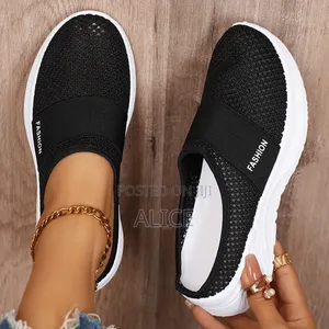 Open Wedge Breathable