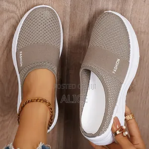 Open Wedge Breathable