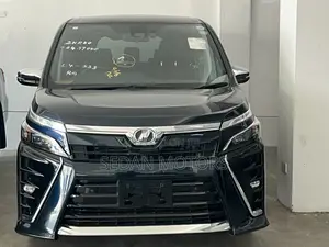 Toyota Voxy 2019 Blue