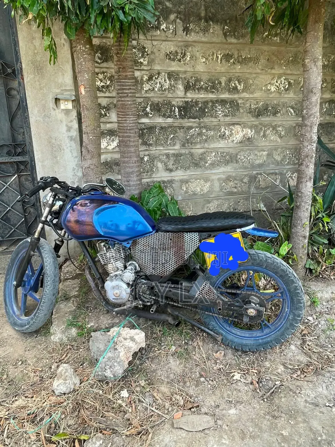 Honda CB 2023 Blue