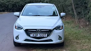 Mazda Demio 2016 Pearl