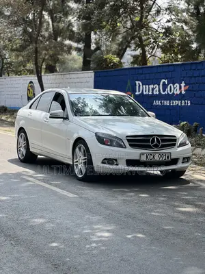 Mercedes-Benz C200 2010 White