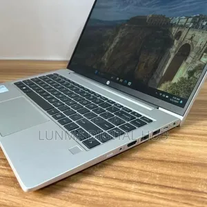 Laptop HP ProBook 445 G9 12GB AMD Ryzen 7 SSD 512GB
