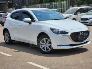 Mazda 2 2019 White
