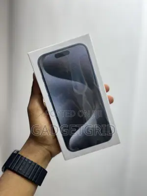 New Apple iPhone 15 Pro Max 256 GB Blue
