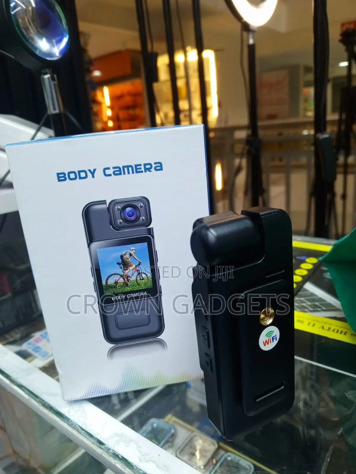 Portable WiFi Body Camera With Rotating Lens Display