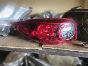 Mazda Axela 2015 Taillight
