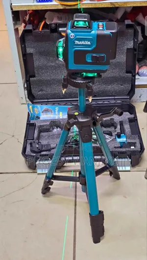 Makita Laser Level 4d 16lines 30mtrs/Makita Auto Level